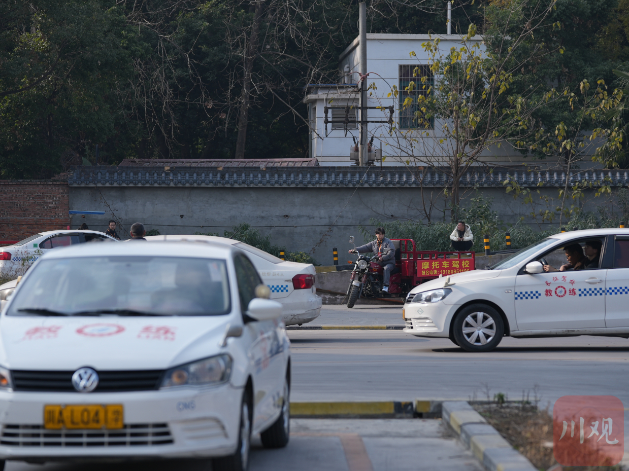 “驾校学习平台新升级版”